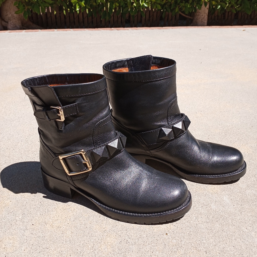 🔥VALENTINO🔥ROCK STUD moto boot ✨🌟🤩✨🌟✨🌟✨🤩✨✨